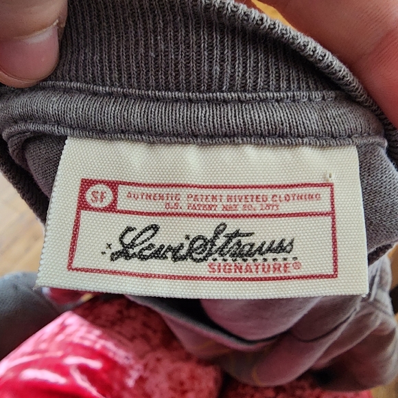 Levi Strauss Signature T-Shirt - Picture 3 of 4